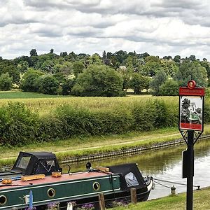Narrowboat At Weedon